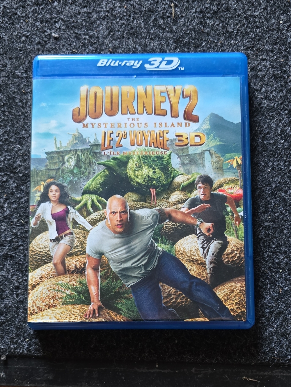 Journey 2: The Mysterious Island (Blue)